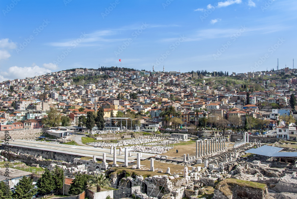 Obraz premium Izmir, Turkey, 01 April 2010: Agora Ancient City