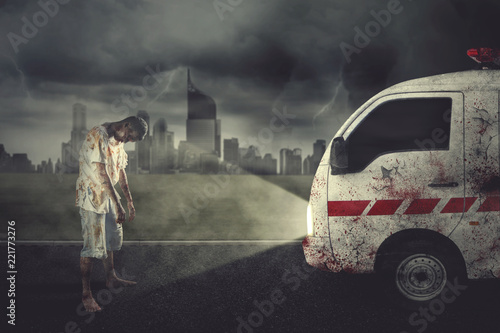 Εκτύπωση καμβά Scary male ghost stopping an ambulance car