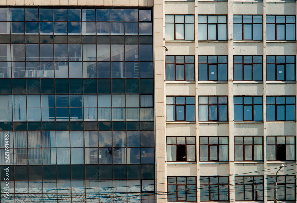Fototapeta premium Modern building facade