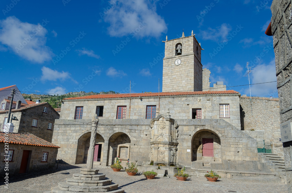 Edificio del ayuntamiento de Castelo Novo. Portugal.