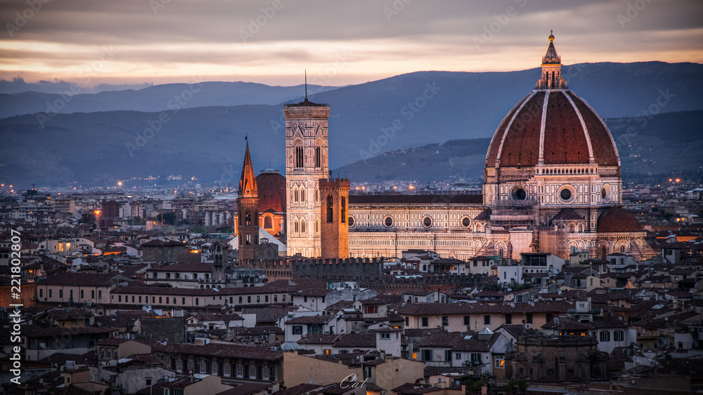 Luci e ombre sul Duomo di Firenze