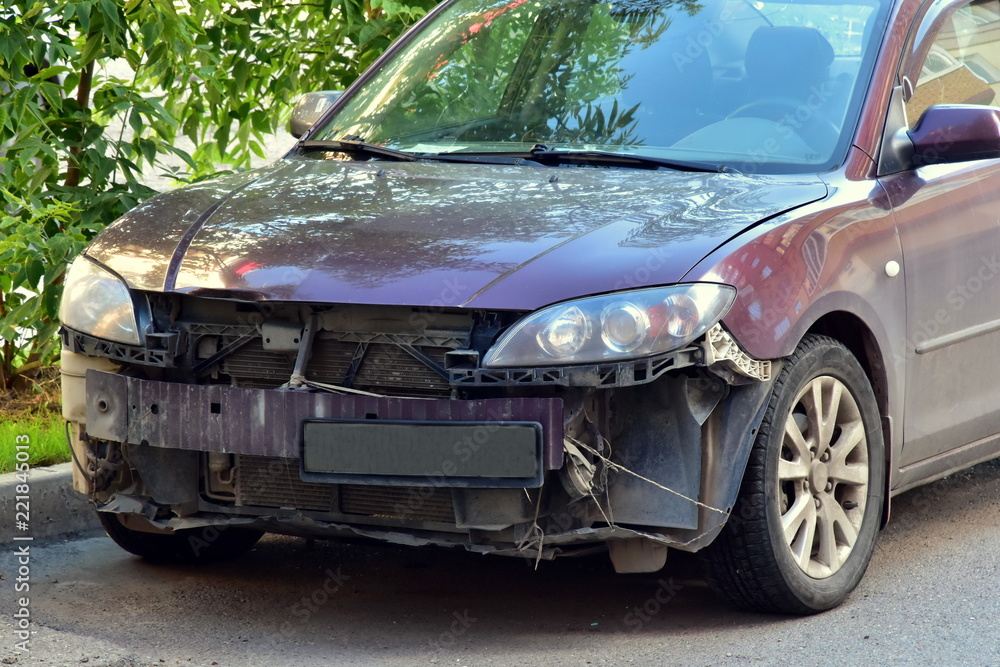 Car violet after the accident without a front bumper