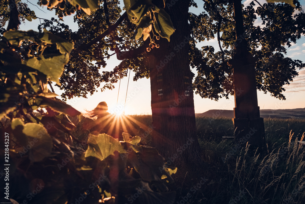 Sunrise swing Sunrise swing