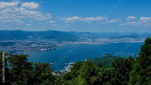 Ausblick vom Berg Misen zur Inlandsee und nach Hiroshima © Omm-on-tour