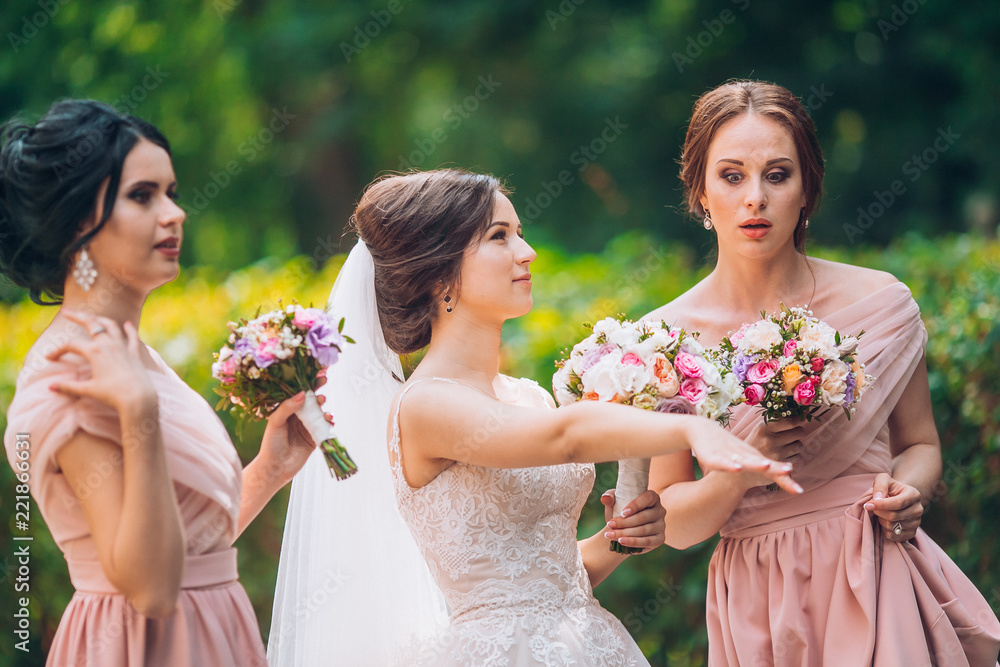 33 Bridesmaid Pictures That Slay the Game