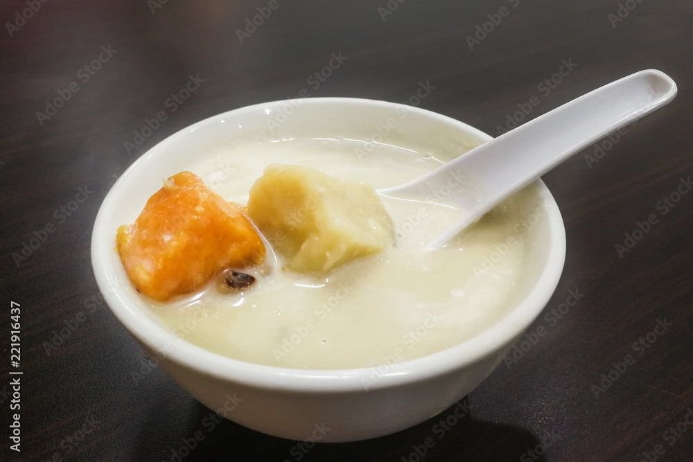 Bubur Cha Cha is sweet desert popular in Malaysia Bubur Cha Cha is sweet desert popular in Malaysia