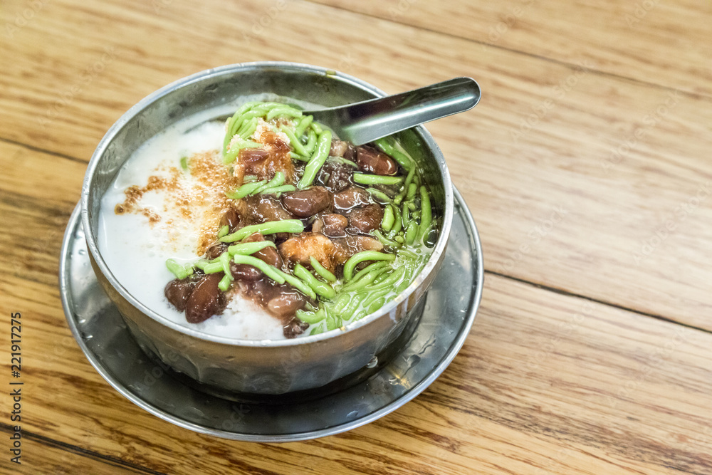 Refreshing chendol with large red beans and santan Refreshing chendol with large red beans and santan