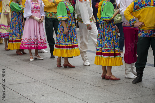 Russian folk dance group © paula sierra