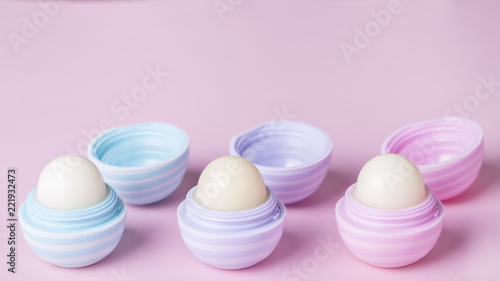 Fotografía Different lip care balms. Lip care concept
