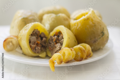 potatoes stuffed with liver and cheese