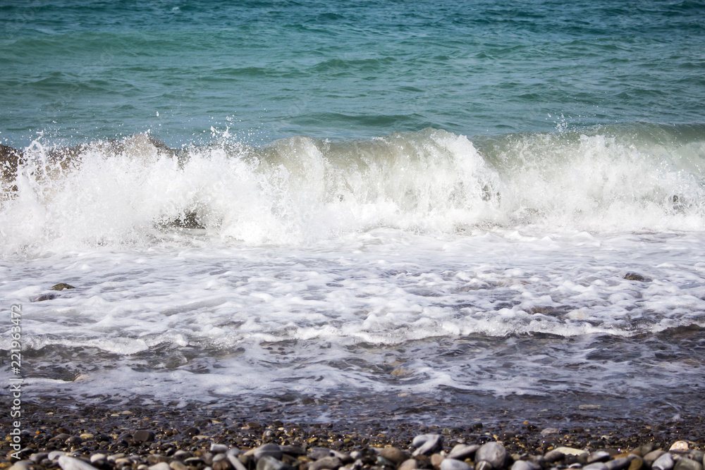 Fototapeta premium blue waves on the beach