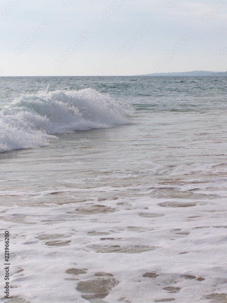 Fototapeta premium Waves on Beach, Atlantic Ocean, Portugal