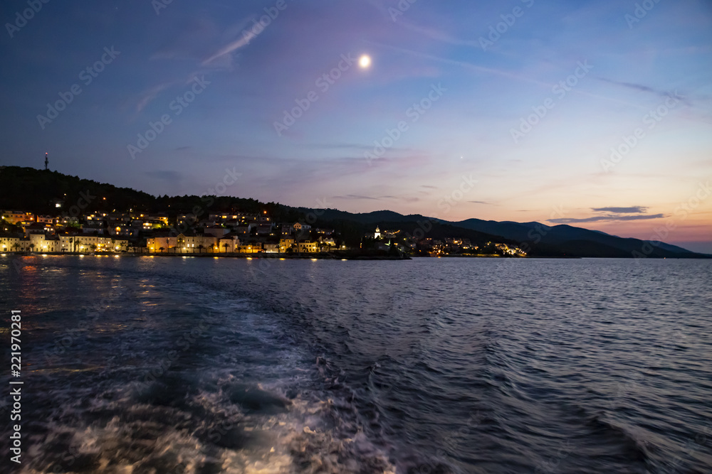 Φωτογραφία Panoramic view of the Korcula town by night, Korcula island, Dalmatia, Croatia