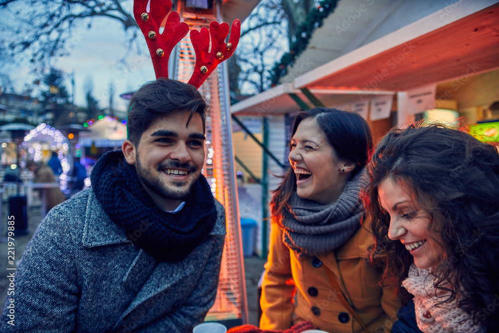 Friends On Christmas Market Friends On Christmas Market