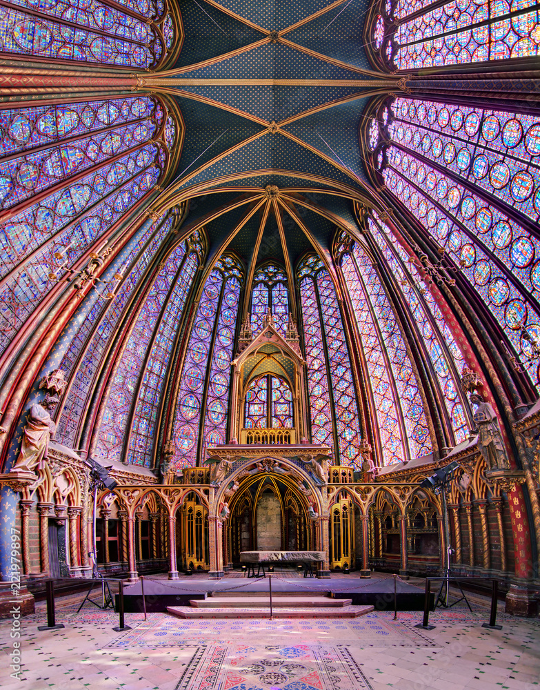 Obraz premium Beautiful stained glas of the Sainte-Chapelle (Holy Chapel), a royal medieval Gothic chapel in Paris, France, on April 10, 2014