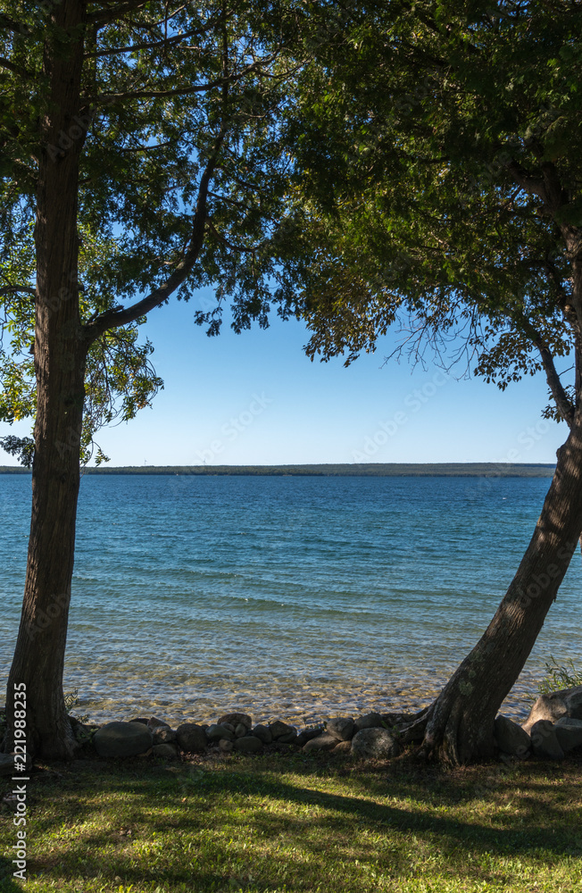 Fototapeta premium Lake Manitou shoreline landscape on Manitoulin Island