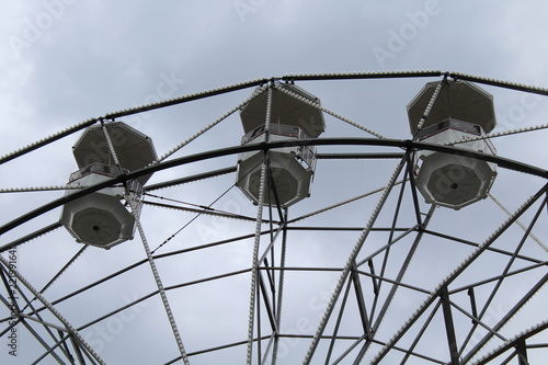 Ruota panoramica al parco di divertimento