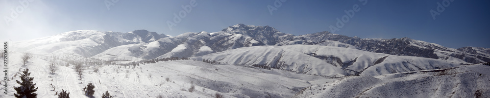 : Winter in the mountains of Kopet-Dagh in the suburbs of Ashgabat