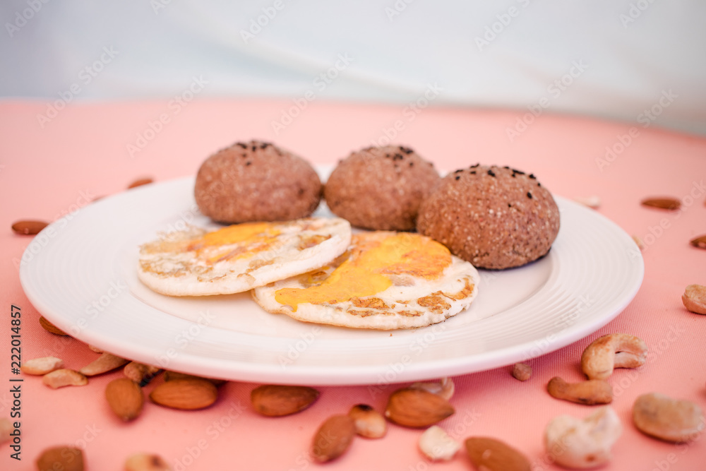 chestnut bread and almonds chestnut bread and almonds