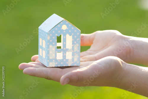 mercato immobiliare e future generazioni photo