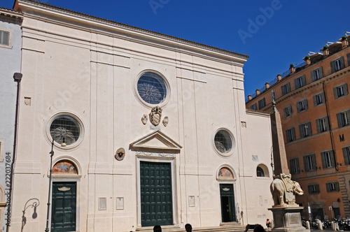 Roma, la Chiesa della Minerva e l'elefantino del Bernini photo