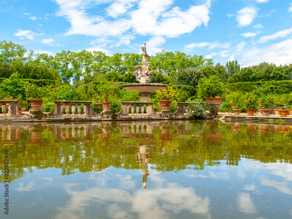 Fountain Ocean with park pond in Boboli Gardens, Florence, Italy. Fountain Ocean with park pond in Boboli Gardens, Florence, Italy.