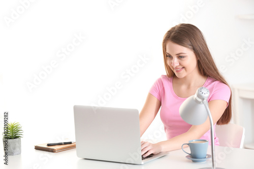 Female freelancer working o...