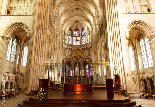 Obraz na plátně Auxerre, intérieur de la cathédrale saint-étienne