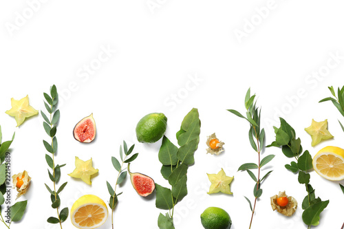 Fototapeta Naklejka Na Ścianę i Meble -  Summer composition with fresh tropical leaves and fruits on white background