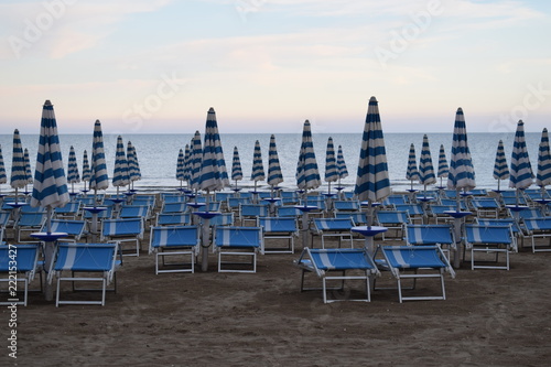 Italienischer Strand zur Abendzeit
