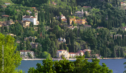Gardone Riviera, panorama con Vittoriale dannunziano