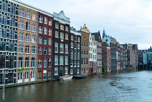 アムステルダムの建物 © Shin Shin