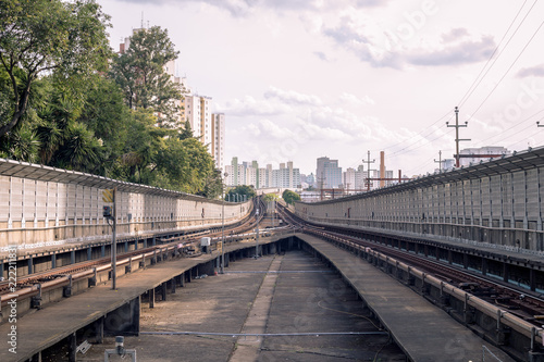 São Paulo subway rails. This image shows the rotine of the brazilians that lives in São Paulo