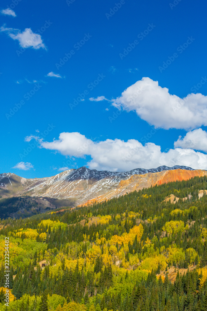 Beautiful autumn colors, aspen trees and mountain peaks in Telluride, Colorado