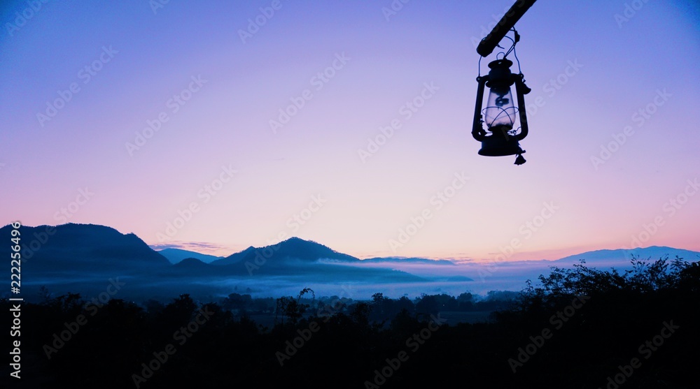 Obraz premium silhouette moutain in Pai Mae-Hongson Thailand