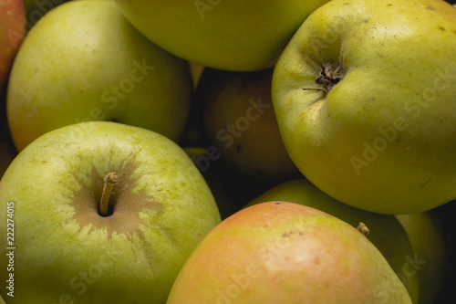 Unbehandelte Äpfel, Bio, Nahaufnahme