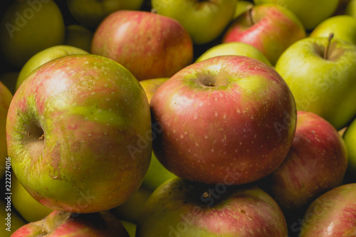 Unbehandelte Äpfel, Bio, Nahaufnahme