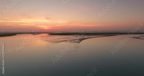 Wallpaper Mural Survol de la Baie de Somme à l'aube près de Saint-Valery-sur-Somme Torontodigital.ca
