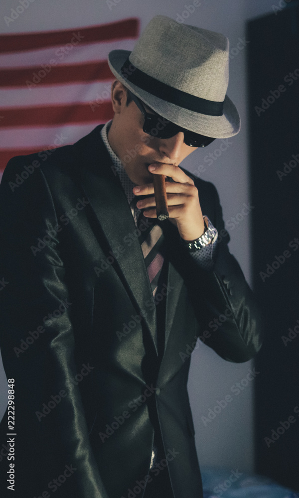 Italian sales mafia hat