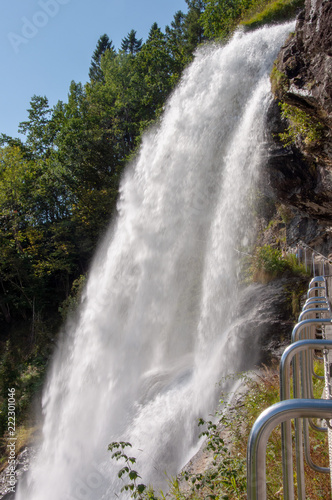 Steinsdalfossen photo