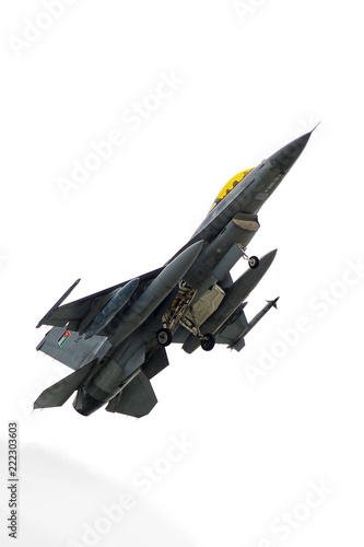 f 16 1