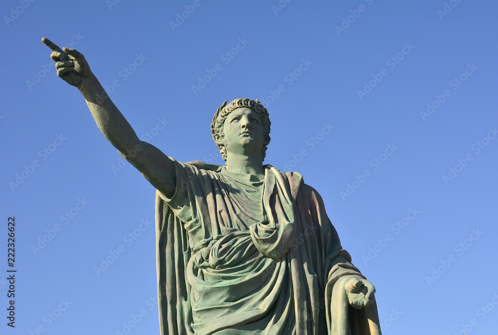 Fototapeta premium Monument of Emperor Nero in Anzio. Italy.