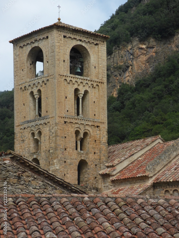 Fototapeta premium Beget. Pueblo historico de Gerona, Cataluña, España