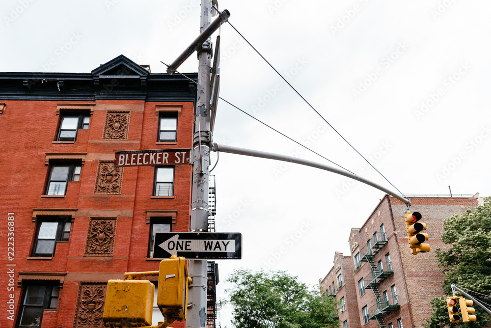 Obraz premium Bleecker Street road sign in Greenwich VIllage in New York