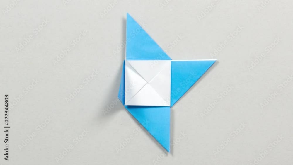 intro outro, logo reveal origami stop motion animation with alpha channel, luma matte. Seamless loop.