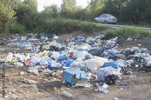Obraz na płótnie a garbage dump w salonie