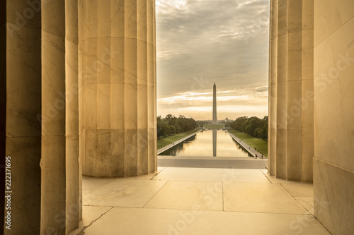 Fototapeta Washington DC Monument and the US Capitol Building across the reflecting pool fr