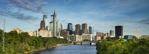 Fotografia Philadelphia panoramic cityscape downtown urban core skyscrapers over the Schuyl