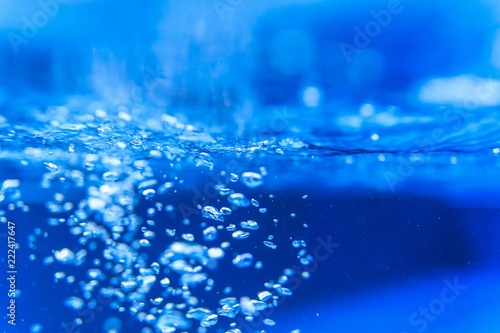 Luftblasen unterwasser 