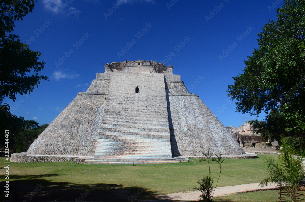 Ovale Pyramide, Uxmal - Mexiko
